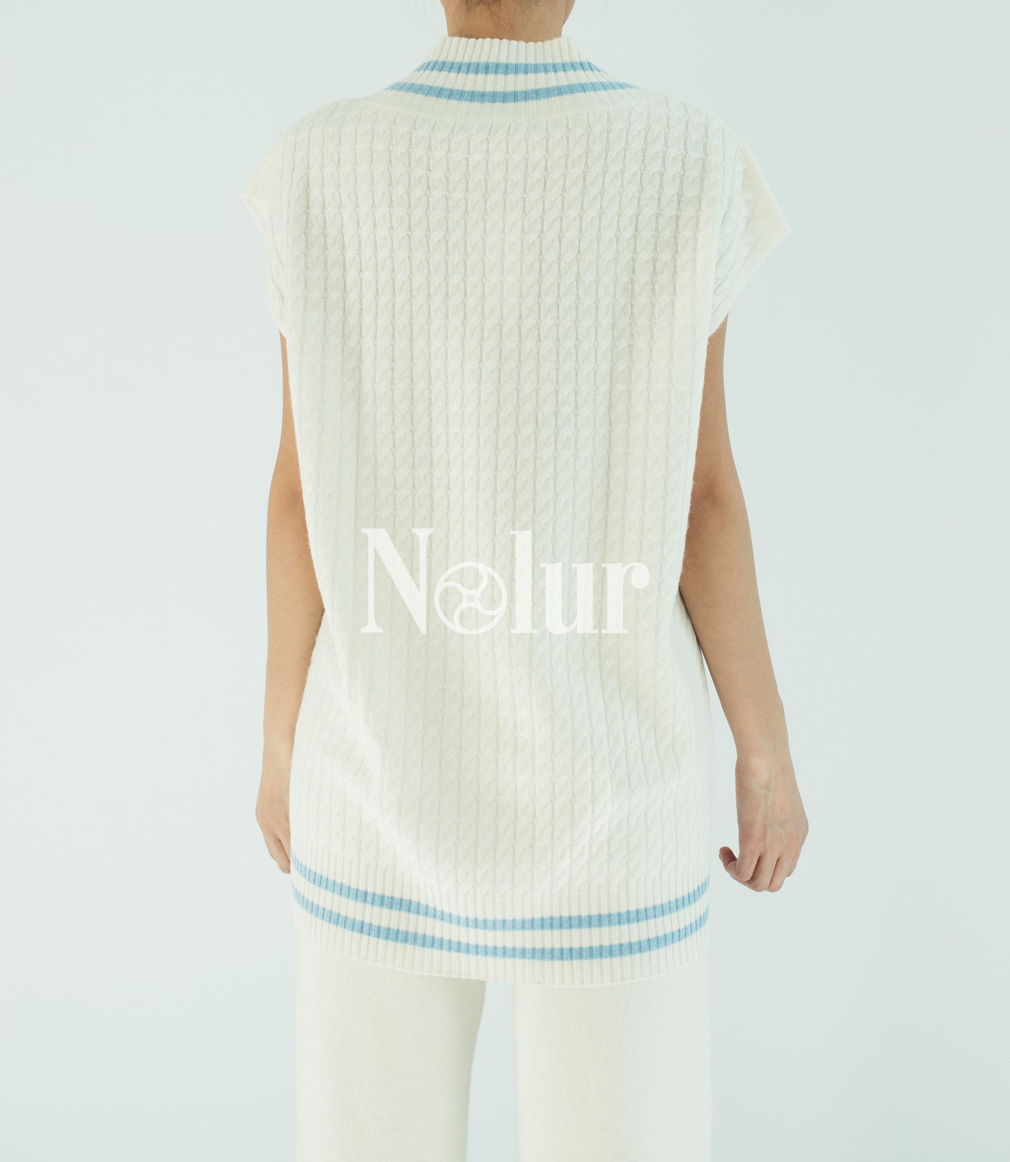 Pure Cashmere Vest with Stripes