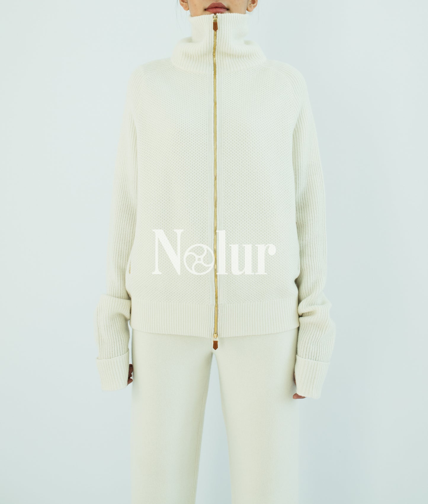 Pure Cashmere Hi-neck Bomber
