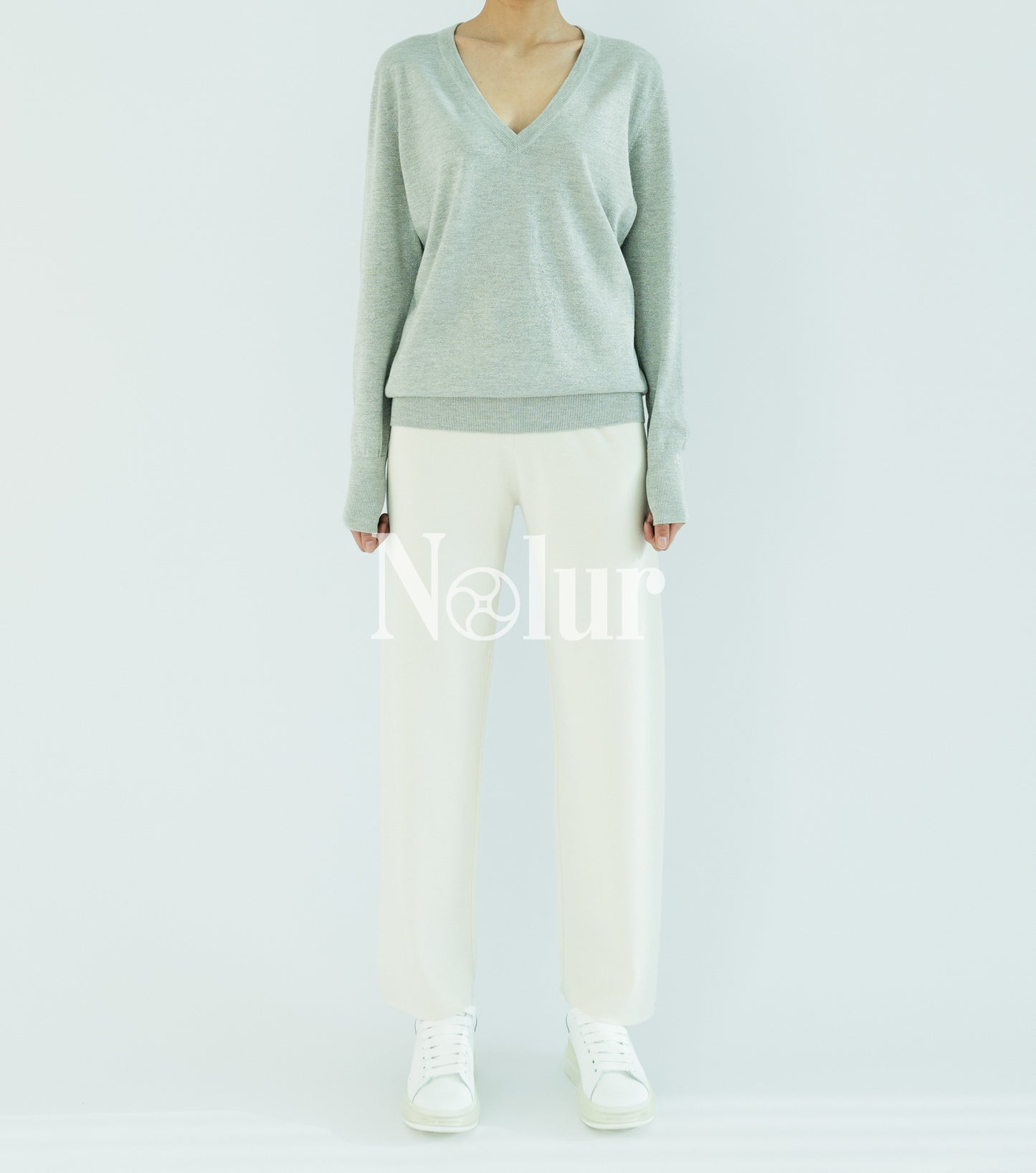 Silk and Cashmere Blended V-neck with Glitter