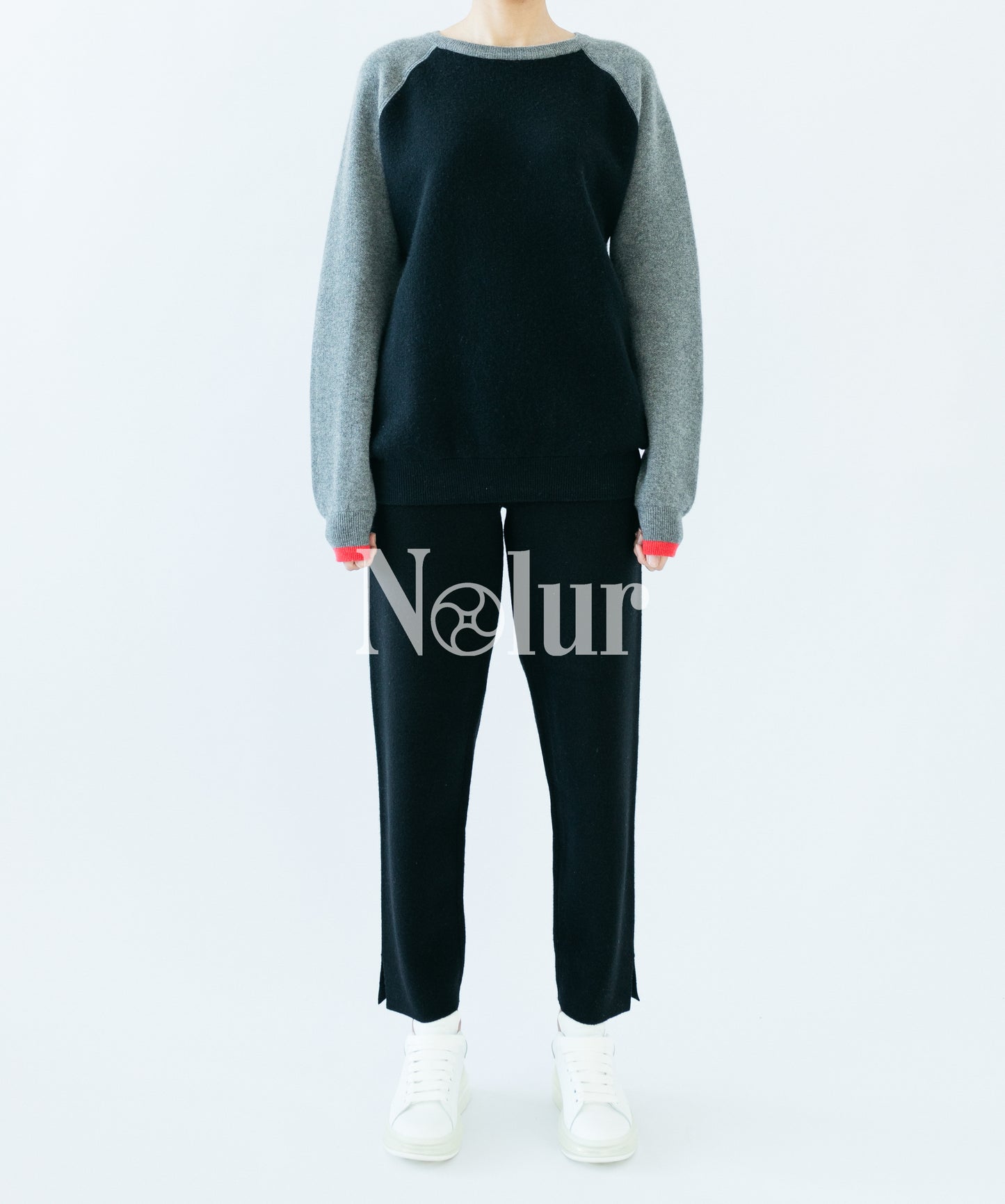 Pure Cashmere C-neck Sweater