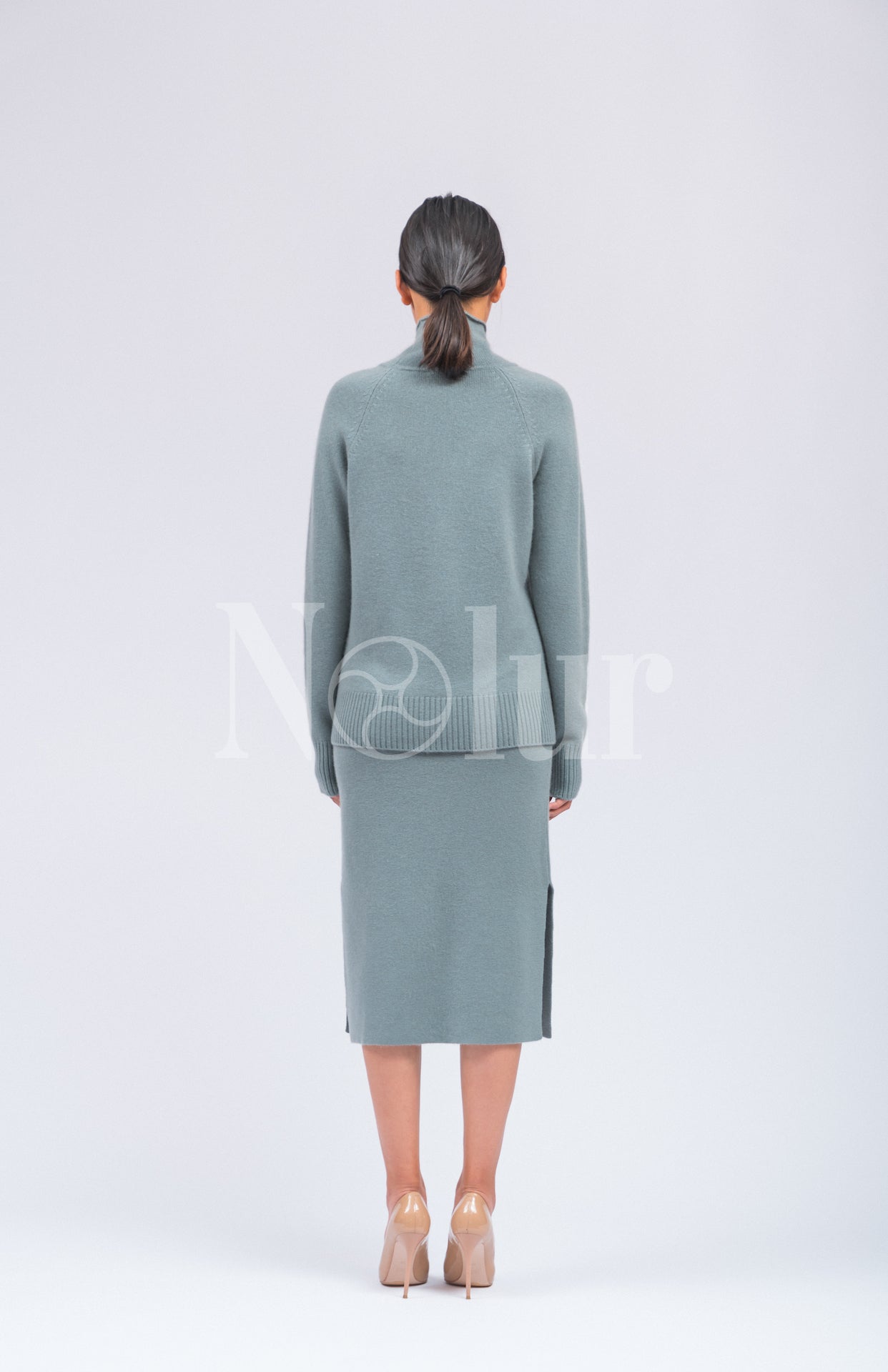 Pure Cashmere Pencil Skirt with Slits