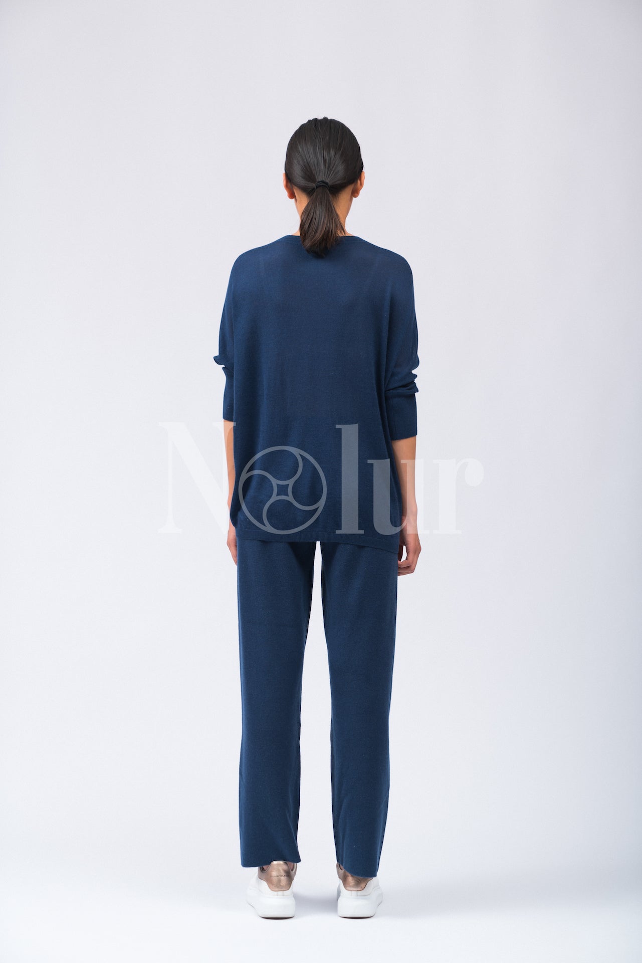 Silk and Cashmere Blended C-neck Sweater