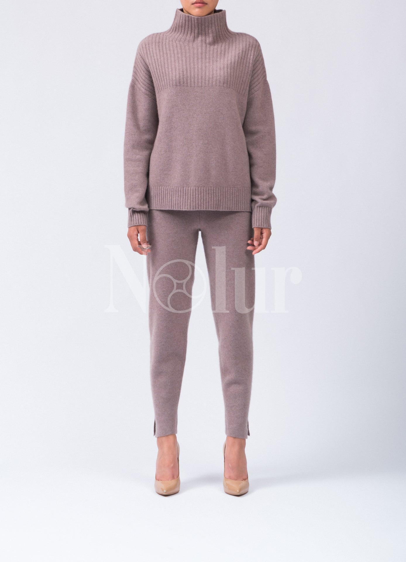 Pure Cashmere Side Slits Hi-neck Sweater