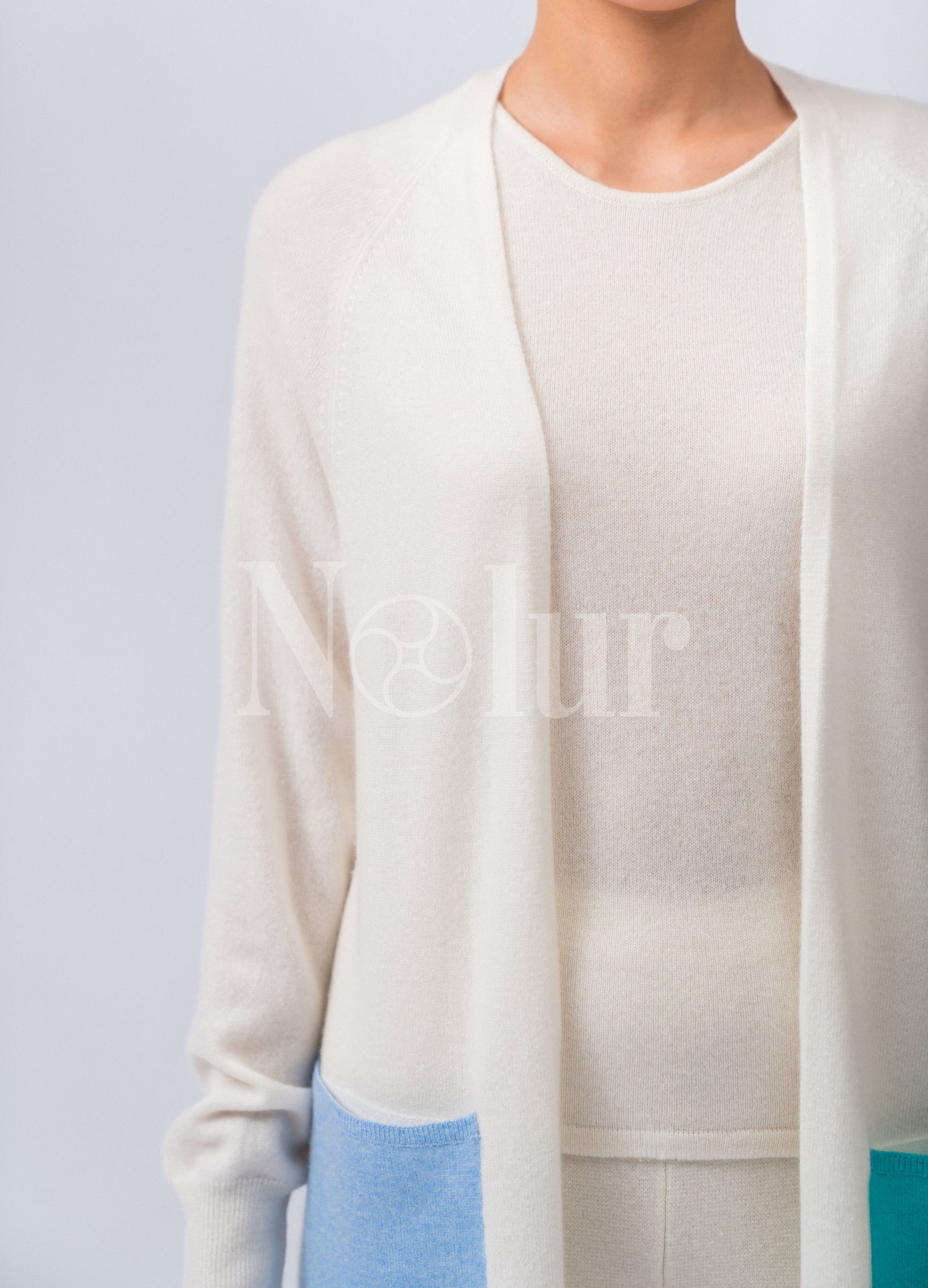 Pure Cashmere Cardigan with Colorful Pokets